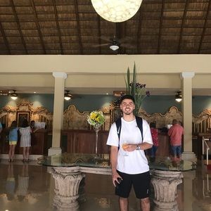 Meet your Posher, Michael